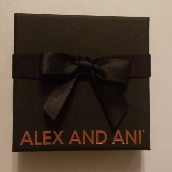 NWT - Alex and Ani Metallic Burgundy Wrap&Gift Box - Picture 5 of 5